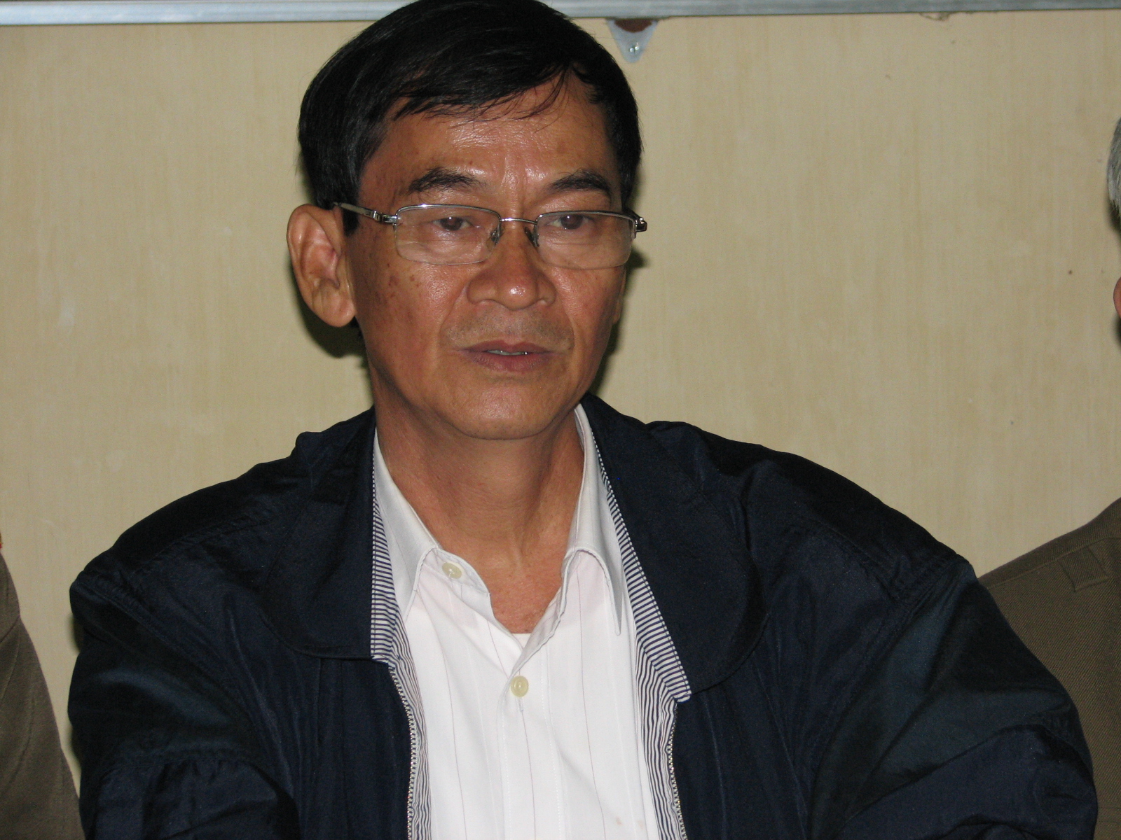 Nha Ngoai Cam Nguyen Van Nha Noi Ve Tam Linh